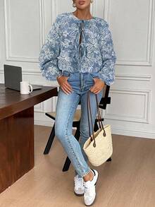 Serisse 女士度假花卉提花系带灯笼袖衬衫 - 霧霾藍 - 查看 3