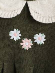 SHEIN Vintaside Kids Rochie tip pulover tricotată cu mânecă lungă, cu broderie florală și guler cu volane, kaki, elegantă și la modă, potrivită pentru școală, purtare zilnică, acasă, ieșiri, călătorii, toamnă/iarnă