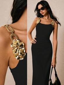 Poéselle 女式金属色 3D 花卉装饰肩带设计修身优雅连衣裙 - 黑色 - 查看 1