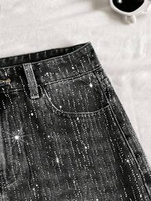 Comfortcana Dammode, mångsidig, strassutsmyckad denimminikjol med fickor - Svart - Visa 4