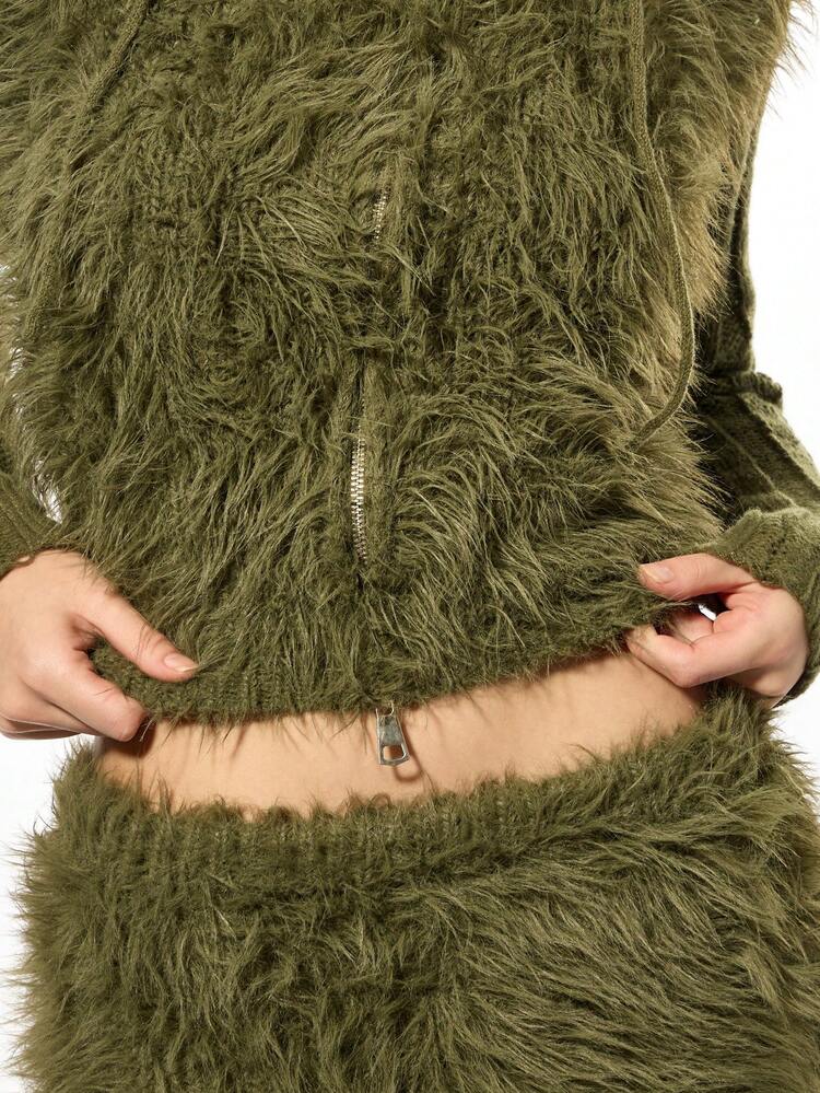 SUMWON WOMEN Fuzzy Faux Fur Cropped Hoodie