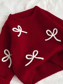 SHEIN Playful Pals Baby- und Kleinkind Mädchen Bestickter rosa Pullover, geeignet für Frühling/Herbst, kann als Layering-Teil im Winter getragen werden. Zarte Schleifenstickerei verleiht einen niedlichen und verspielten Charme. Geeignet für Familienfeiern, Halloween, Neujahr, Thanksgiving, Weihnachten, Ostern, Nationalfeiertag, Partys, Silvester - Rot - Übersicht 5