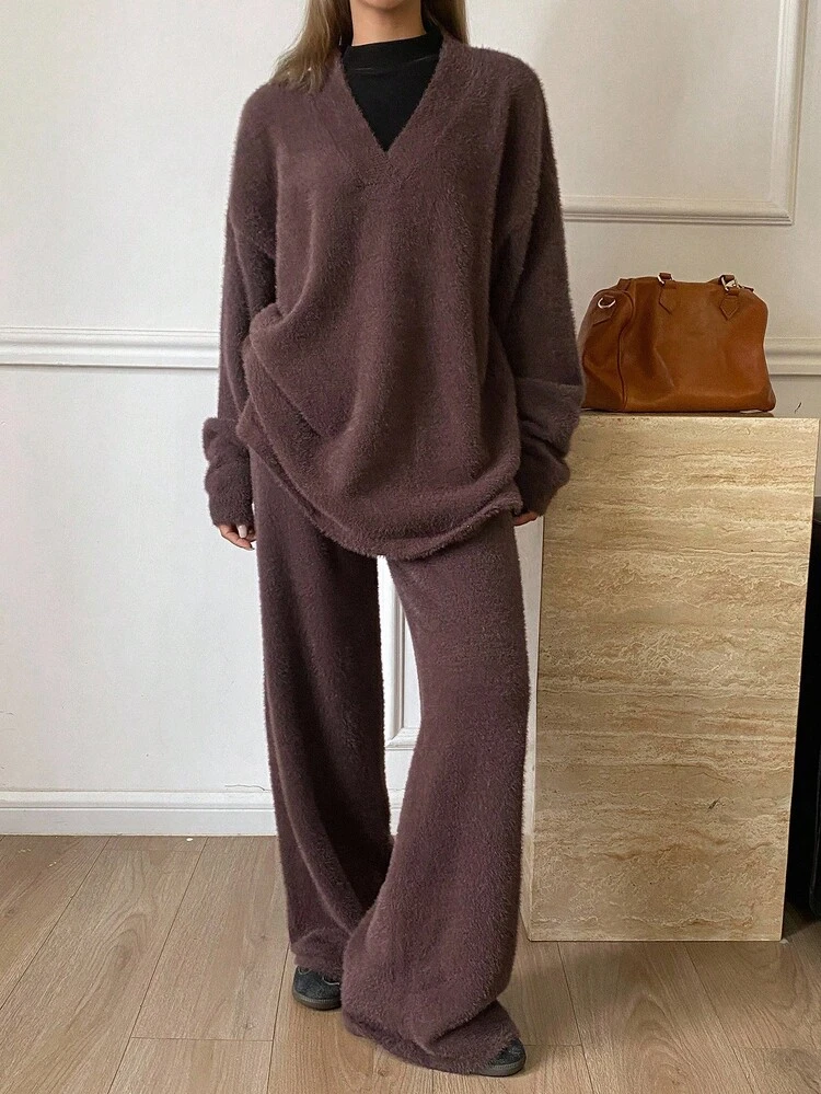 Women's Solid Color V-Neck Drop Shoulder Long Sleeve Sweater And Knit Pants Casual 2-Piece Set, Autumn/Winter