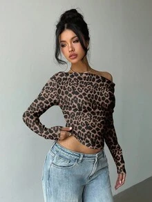Aloruh Camiseta feminina casual assimétrica com estampa de leopardo e detalhe de torção, adequada para uso diário, deslocamento e casa, camiseta de malha de manga comprida para outono/inverno - Multicolorido - Ver 6