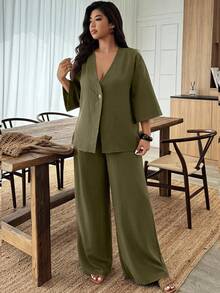 EMERY ROSE Plus Size Women's Solid Color Single-Button 3/4 Sleeve Top And Pants Casual 2-Piece Set
