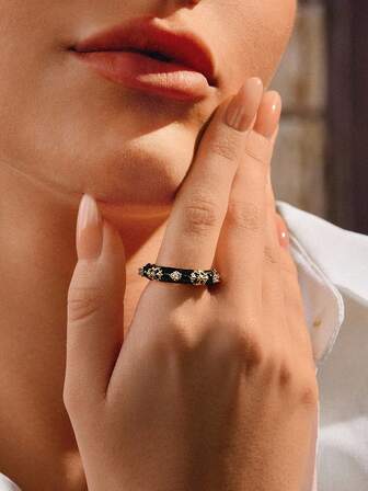 Glisma 18K Gold-Plated18K Gold-Plated Plum Blossom Drip Oil Ring, Elegant French Style,Western Jewelry,Old Money,Outfits,Gothic/Goth,Gemstone,Fall/Autumn/Winter,For Mom/Women/Girl/Mother,Premium