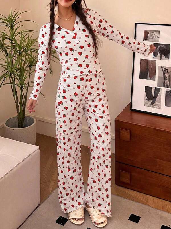 SHEIN 2pcs/Set Teen Girl Cute & Simple Colorful Strawberry Print V-Neck Half-Placket Ruffle Trim Long Sleeve Soft & Comfortable Pajama Set Fall Winter