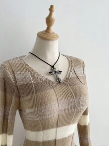 Elamini 拼色条纹V领长袖休闲口袋针织连衣裙，时尚 - 彩色 - 查看 5