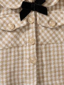 Souflis Souflis 2 pièces/Set Ensemble veste et short imprimé pied-de-poule beige style vintage français élégant, convient pour les fêtes, les sorties, les rassemblements et autres occasions. Nouvelle arrivée automne/hiver 2025 pour les filles et les tout-petits. Ensemble élégant de vêtements d'automne-hiver pour bébé fille. Ensemble 2 pièces à carreaux mignon style vintage pour les tout-petits filles, tenue scolaire d'automne - Beige - Voir 4