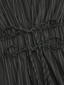 SHEIN Sweetro 前系带深 V 开衩喇叭袖收腰合身棕色和白色条纹休闲、日常、通勤、约会之夜优雅宽松衬衫上衣，加大码 - 深灰色 - 查看 4