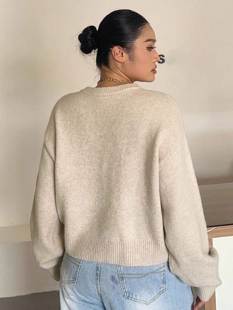 Dazy Plus Solid Color Round Neck Long Sleeve Cropped Fashionable Casual Pullover Sweater, Autumn/Winter