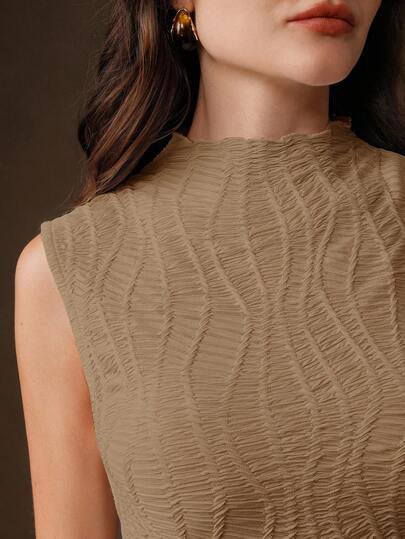 Anewsta 女士时尚纯色纹理面料无袖荷叶边领修身背心