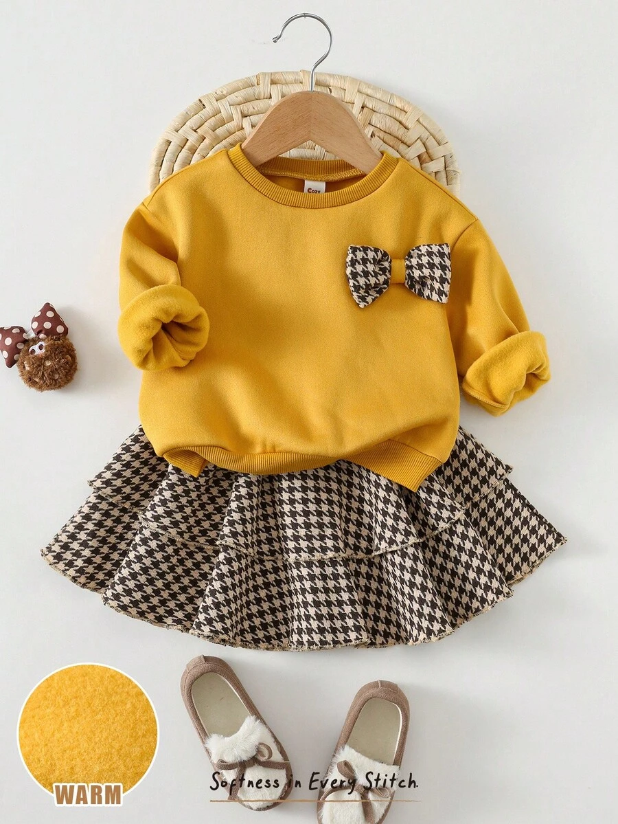 Cozy Pixies 两件套女婴服装 - 蝴蝶结装饰圆领长袖卫衣和格子松紧腰裙,舒适、百搭、时尚、休闲、优雅,适合室内、室外、日常、学校、运动、派对、节日、万圣节、圣诞节、情人节等多种场合。 - 彩色 - 查看 1