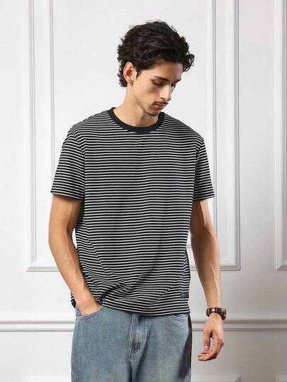 SUMWON Camiseta clássica listrada de manga curta, corte slim, linhas horizontais, comprimento regular, casual, verão, streetwear, básica, monocromática