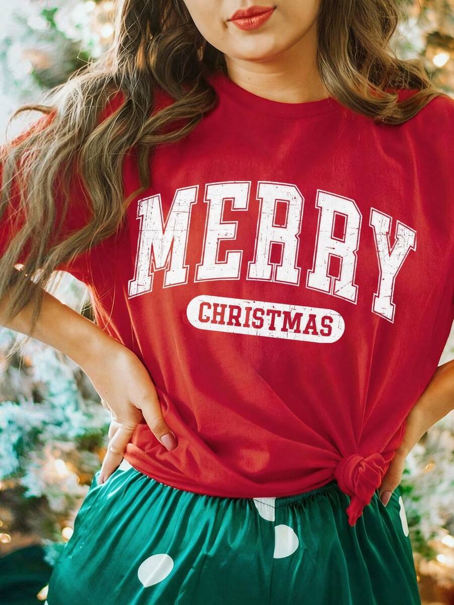 EMERY ROSE Vintage Red Merry Christmas Solid Color T-Shirt, Retro Christmas T-Shirt, Merry Christmas Red, Holiday T-Shirt