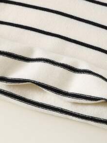 SHEIN 男女宝宝可爱条纹高领毛衣，休闲秋冬宝宝服装，男宝宝冬季套装，男宝宝秋季套装，男宝宝条纹毛衣，男宝宝高领毛衣，男宝宝条纹毛衣 - 彩色 - 查看 9