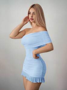 Sweetina Vestido mini asimétrico con hombros descubiertos y malla ajustada - Celeste - Ver 4