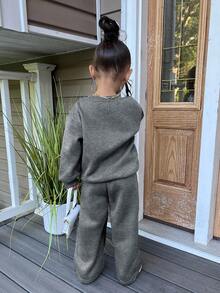 SHEIN Young Girl Loose Casual Minimalist Comfortable Crew Neck Sweatshirt And Pants Set - Grey - View 2