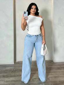 SHEIN SXY Plus Size Women's Basic Solid Casual Asymmetric Shoulder Exposed Top, White, Versatile Summer Blouse White Top One Sleeve Top White Top White Shirt One Shoulder Top White One Shoulder Top Asymmetrical Top White Fitted Top - White - View 6