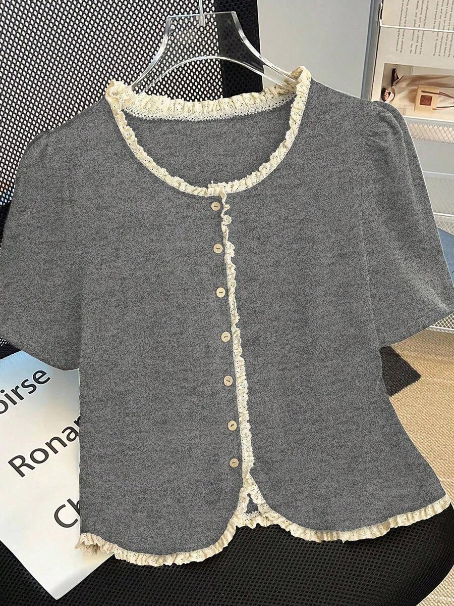 GlowEve 女士荷叶边圆领短泡泡袖单排扣休闲T恤 - 灰色 - 查看 1