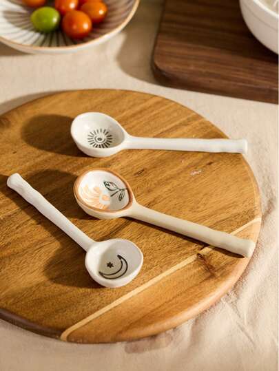 Cirelle כף חרסינה בעבודת יד | כלי מינימליסטי | כף הגשה אומנותית עם ידית ארוכה | פסל מטבח אספנות ברמת גלריה | סט כפיות מרק וקפה קרמיות קטנות וחמודות