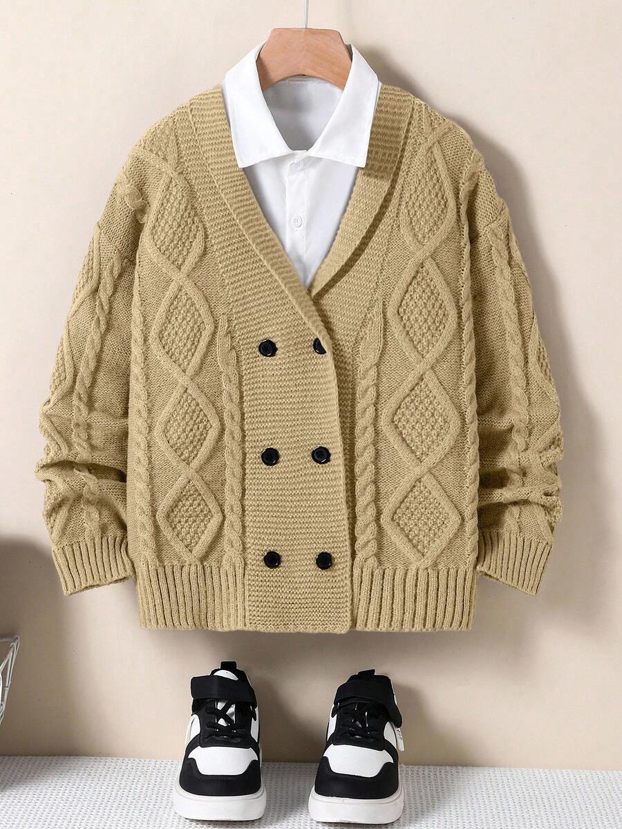 SHEIN 1 件男童复古风格开衫，绞花针织双排扣经典条纹 V 领，常规袖，整齐下摆，浅灰色经典针织毛衣，百搭休闲夹克，做工精良，适合春秋季 - 卡其色 - 查看 1