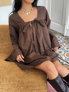 Sunnyshic 女士秋冬度假休闲竹节针织镂空系带褶饰喇叭长袖迷你连衣裙 - 棕色 - 查看 7