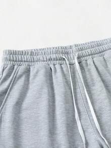 Manfinity Homme Pantalones cortos casuales de talla grande para hombres con borde rasgado, contraste y cordón en la cintura. Son ideales para el verano y hacen un excelente regalo para novios o esposos. - Gris - Ver 6