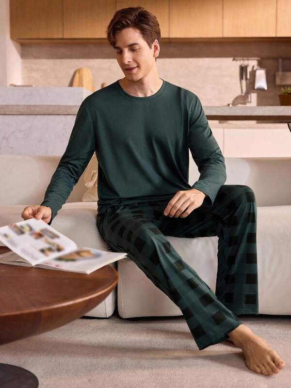 Manfinity Underwear&Sleepwear Basics Plus Size Men's Black Plaid Round Neck Long Sleeve Pajama Set