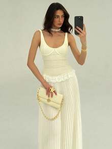 Aloruh 全新合身弹力人字形性感低胸褶皱蕾丝边纯色白色连衣裙