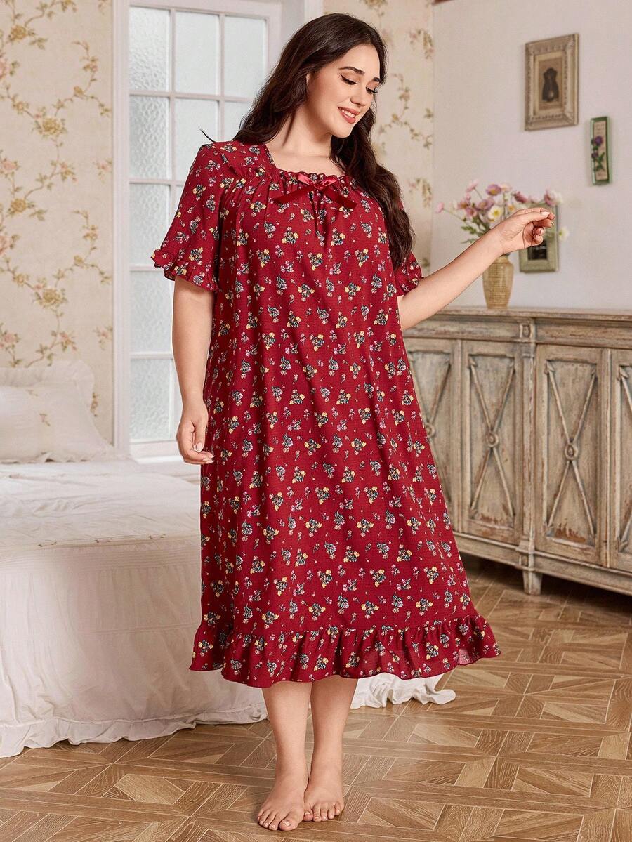 CottageSlumber 大码女士浪漫碎花方领短袖荷叶边长款睡裙，修身显瘦睡衣，女士加大码睡衣，宽松睡裙 - 酒紅色 - 查看 1