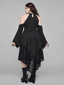 ROMWE Đầm maxi tay loe họa tiết hoa cổ ren viền bất đối xứng phong cách Gothic cỡ lớn, đầm dài thanh lịch tối màu theo phong cách Gothic cỡ lớn cho mùa thu/đông, đầm dài cổ điển sang trọng theo phong cách Gothic cỡ lớn cho phụ nữ mặc trong lễ Halloween, tiệc Giáng sinh - màu đen - Xem 5