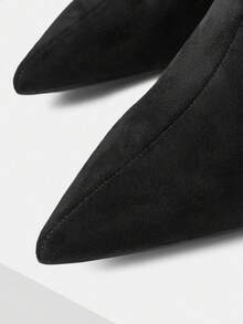 Mnmlis Stivali alti sopra il ginocchio con punta affusolata e tacco alto  nero, alla moda per l'autunno/inverno