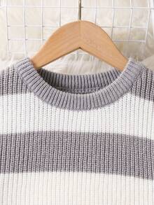 SHEIN 2 件套青少年女孩冬季针织服装，时尚休闲黑白条纹毛衣和针织裤套装