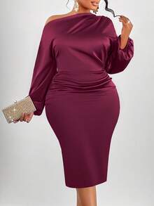 SOLERSUN 女士时尚纯色不对称领口褶饰侧边缎面紧身连衣裙长款女装 - 中紫紅色 - 查看 3