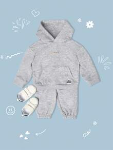 SUMWON Baby Jungen Klassischer Trainingsanzug, passende Kapuzenjacke und Jogginghose Set, warme, gemütliche Winterkleidung, Zweiteiler Outfit für den Herbst - Grau - Übersicht 1