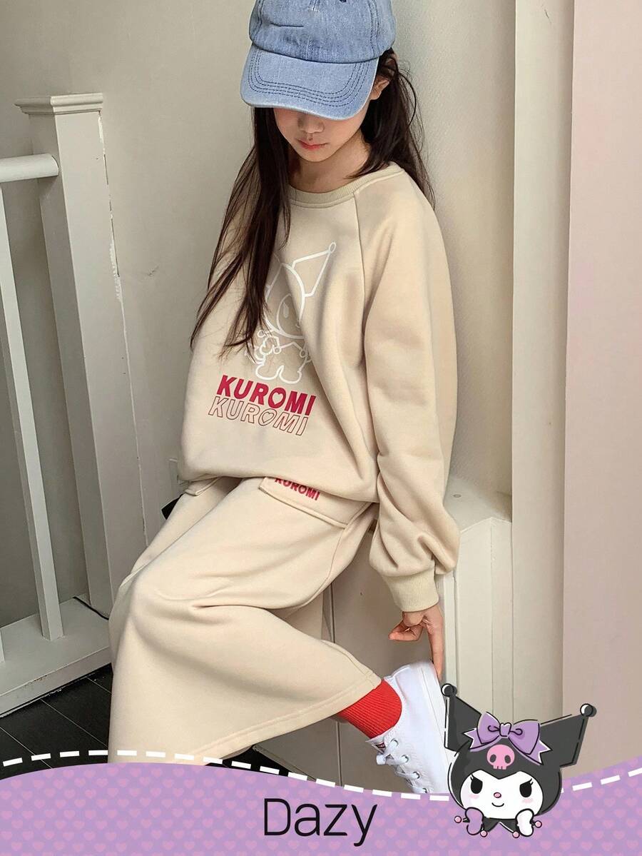 DAZY HELLO KITTY AND FRIENDS | SHEIN 少女圆领针织长袖抓绒卫衣及半裙两件套，秋冬款 - 卡其色 - 查看 1