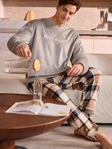 Manfinity Underwear&Sleepwear Basics 两件套圆领字母刺绣长袖上衣和格子裤法兰绒男士蓬松睡衣套装（灰色格子，柔软舒适家居服），秋冬服装，舒适保暖