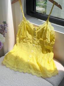 SHEIN Tall CURVE 大码女式纯色撞色蕾丝单排扣吊带背心 - 黃色 - 查看 6