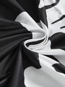 ROMWE Avant Gothic Skeleton Jumpsuit With Long Sleeve And Pants, Plus Size, For Halloween Party - Black - View 4