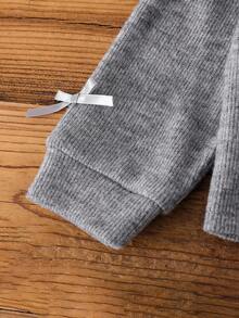 SHEIN 2 件套女婴休闲百搭长袖上衣和裤子套装，适合春秋冬季日常穿着