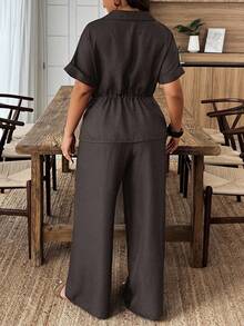 EMERY ROSE Conjunto de 2 piezas de camisa y pantalones de talla grande, unicolor, con cordón en la cintura, para vacaciones y uso casual - Marrón - Ver 2