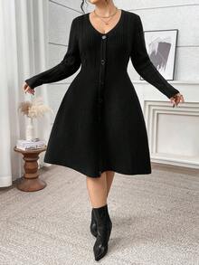 Modelyn 秋季大码女式纯色V领长袖纽扣设计休闲针织连衣裙 - 黑色 - 查看 4