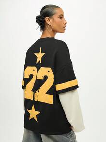 SUMWON WOMEN 大学双层洛杉矶田径队都市街头风格 T 恤 22 号星星图案复古设计秋季时尚分层外观 - 黑色 - 查看 3