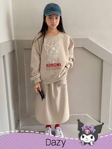 DAZY HELLO KITTY AND FRIENDS | SHEIN 少女圆领针织长袖抓绒卫衣及半裙两件套，秋冬款 - 卡其色 - 查看 3