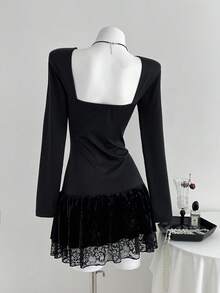 Elamini 1 件女式黑色纽扣撞色蕾丝方领修身迷你连衣裙，休闲秋装 - 黑色 - 查看 2