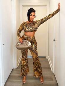 BamGleam 2pcs Leopard Print Sexy Crop Top And Flare Pants Set - Coffee Brown - View 1