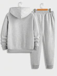 Manfinity Homme 男士休闲成熟简约字母与图案印花连帽衫和运动裤套装，浅灰色，秋冬装 - 灰色 - 查看 4