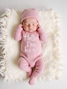 SHEIN 2Pcs Set "Hello I'm Here" Embroidery Newborn Boy Girl Photography Outfits Knitting Baby Romper Footed Jumpsuit With Hat Infant 1 Month 100 Days Photo Props Fall Winter