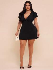 SHEIN BAE 大码女式黑色V领迷你紧身连衣裙，性感连衣裙 - 黑色 - 查看 5